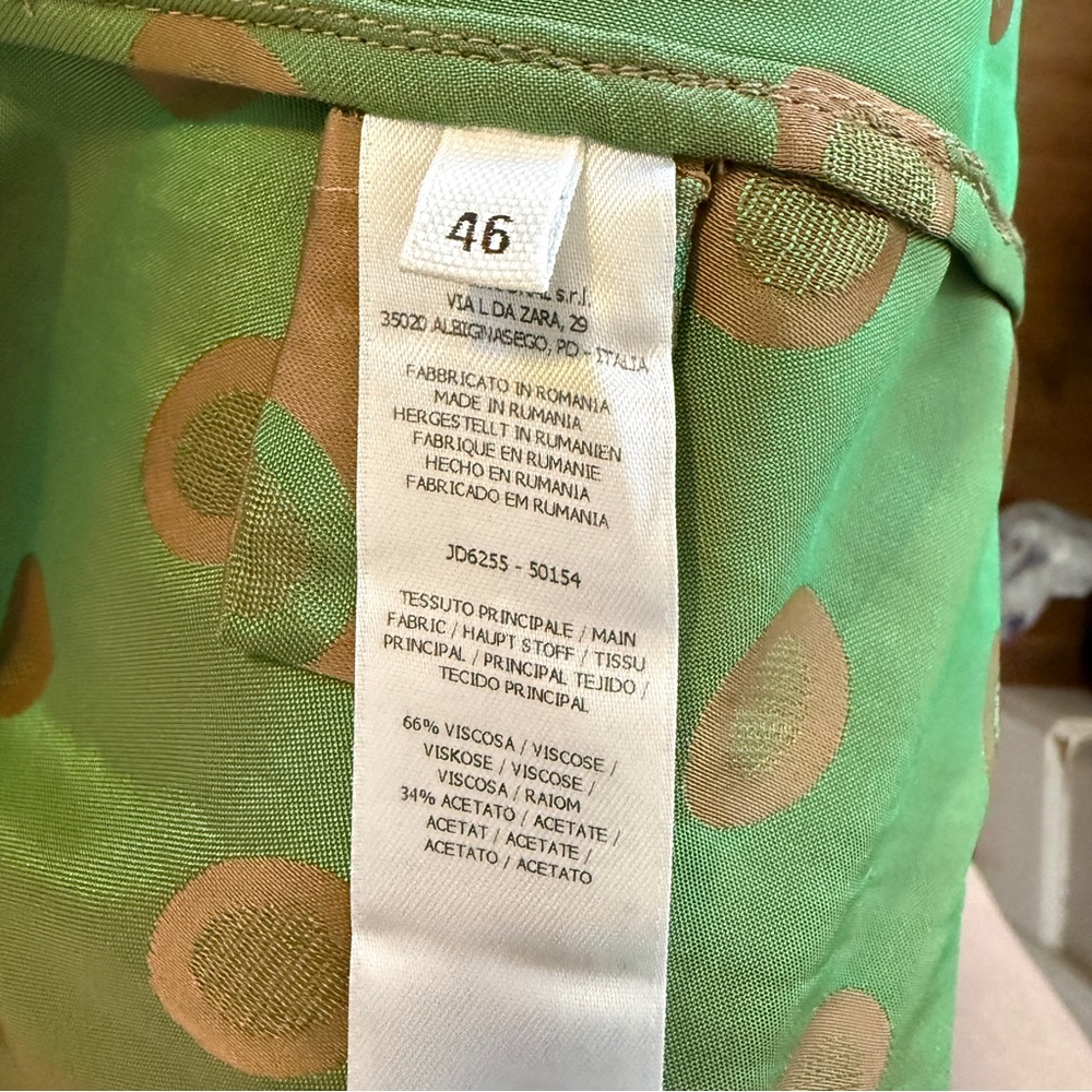 Maliparmi Tan Blazer with Green Polka Dots - Picture 11 of 16
